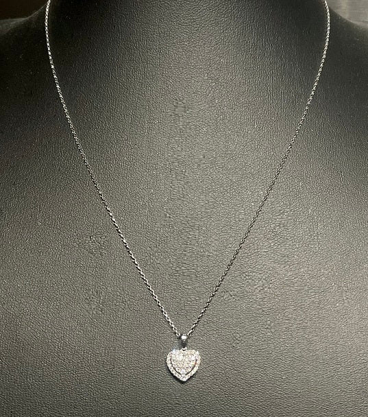 18K White Gold Heart Diamond Halo Pendant Necklace