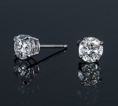 Diamond stud earrings - Pobjoy DIamonds