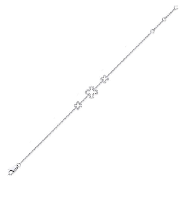 9K White Gold Diamond Clover Bracelet 0.11 Carat