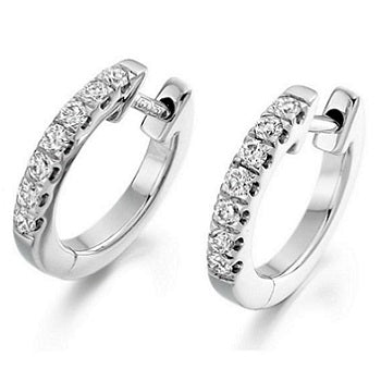 18K Gold Round Brilliant Cut Diamond Earrings 0.25 CTW - Pobjoy Diamonds