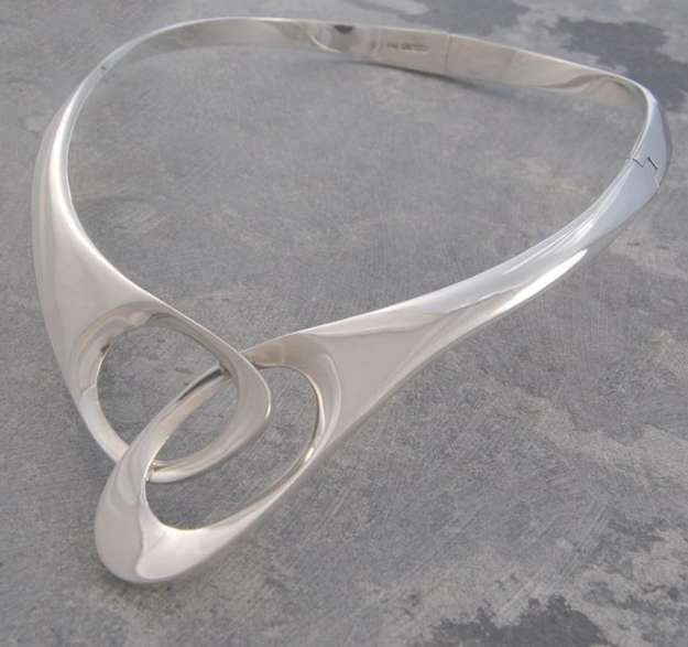 Ladies Sterling Silver Scissors Choker - Pobjoy Diamonds